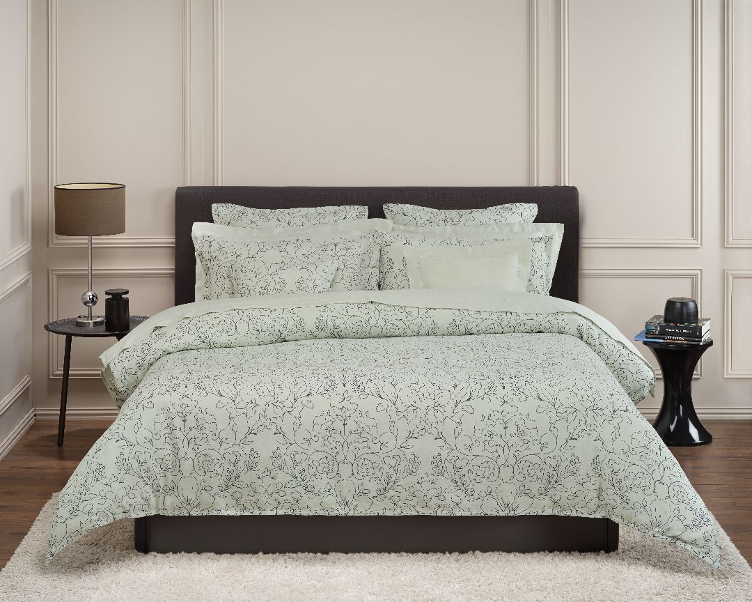 Amor Perfeito Square Pillowcase