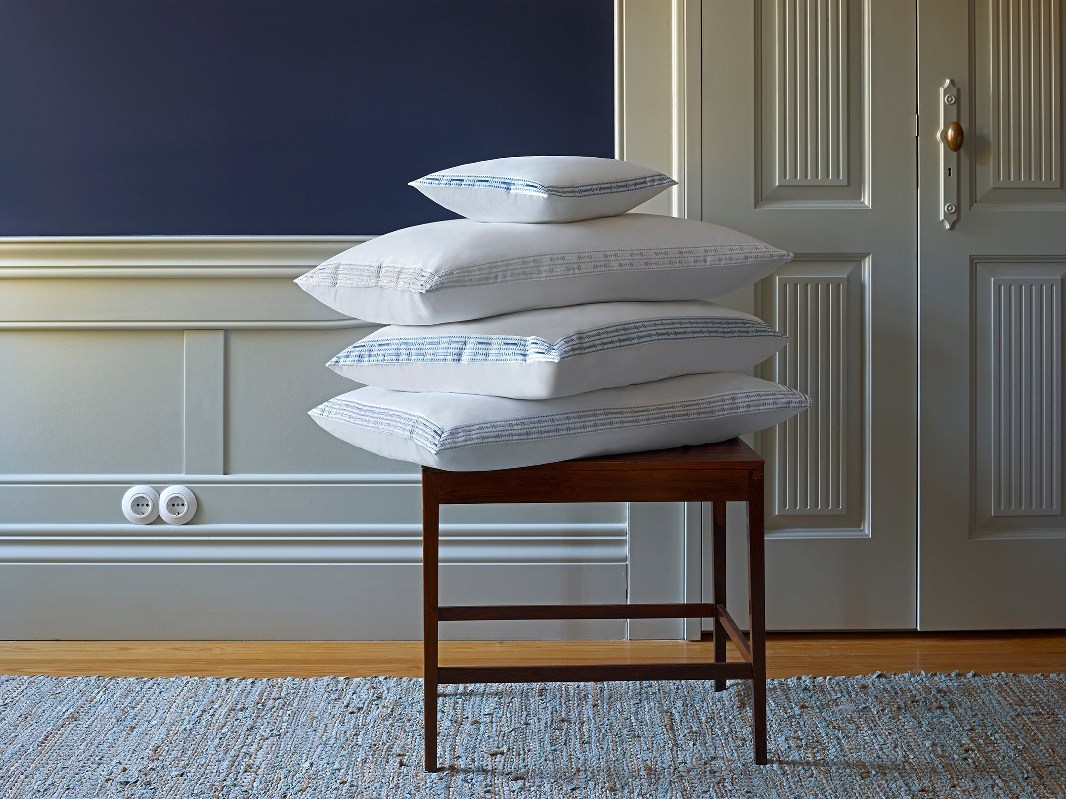 Memória Square Pillowcase