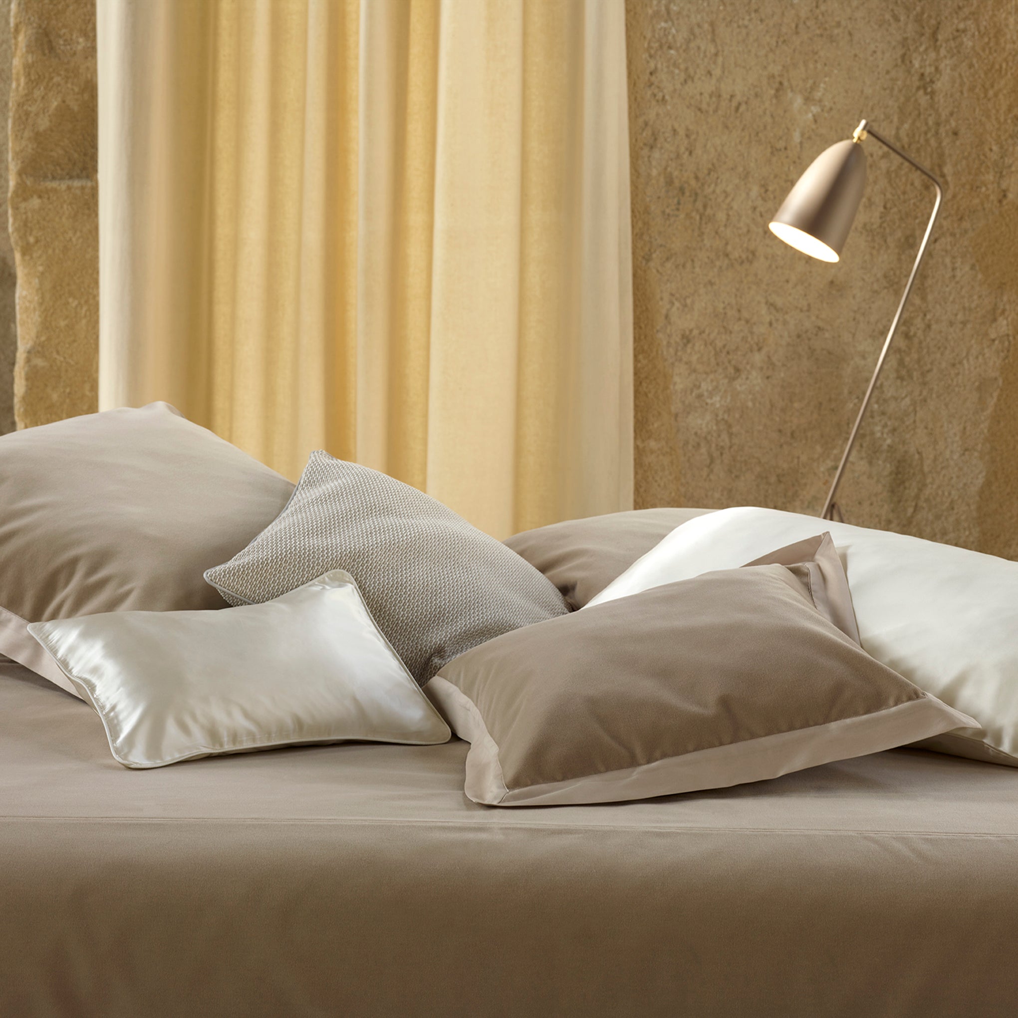 Cirrus Decorative Pillow with Flanges