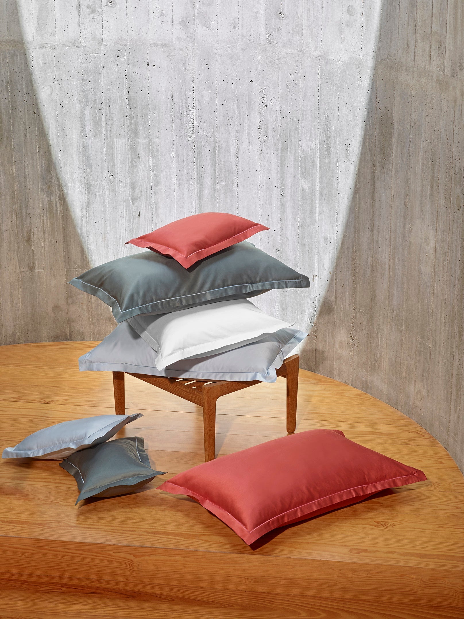 Suave Pillowcase Pair with Flanges