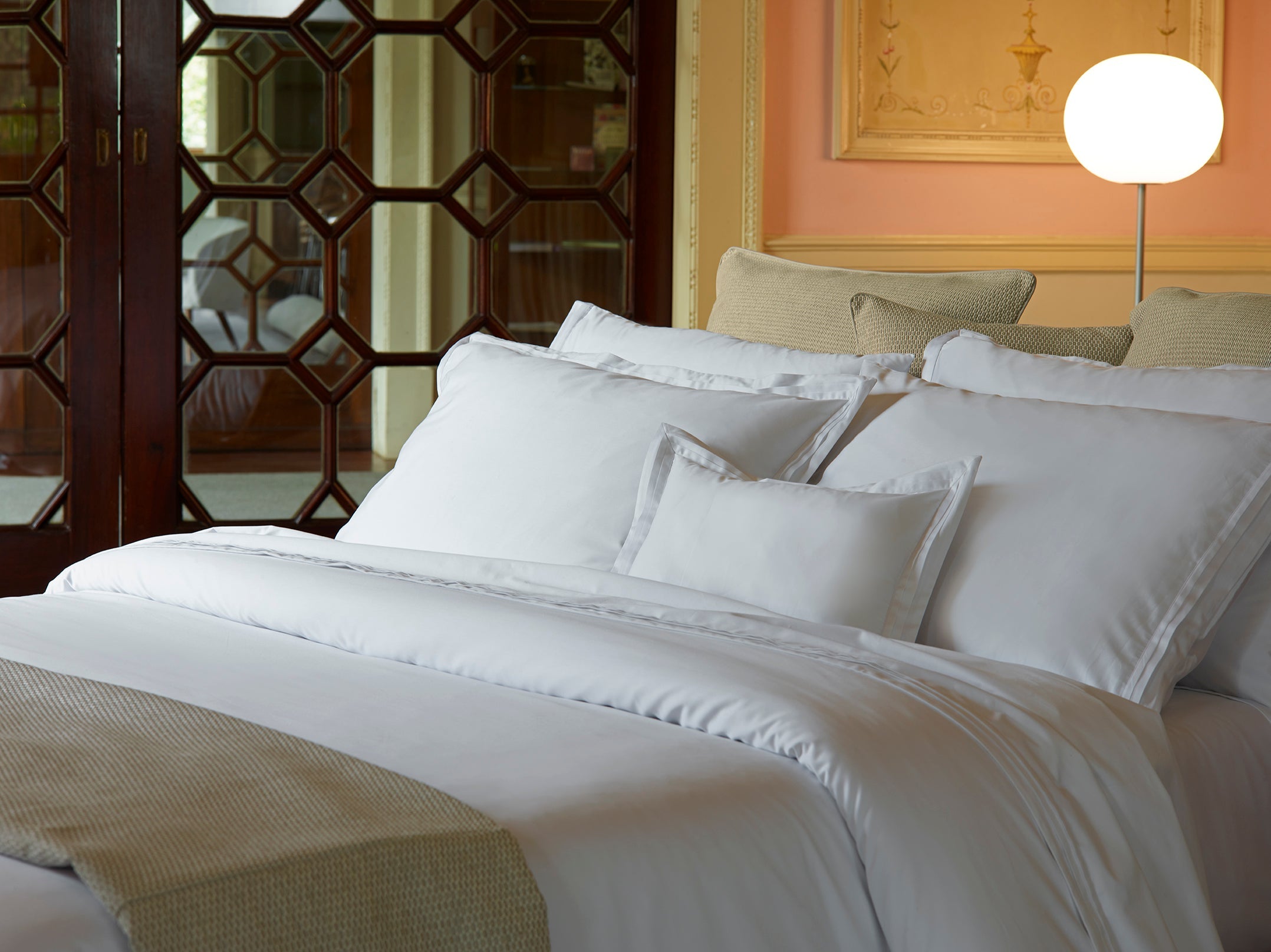 Éden Square Pillowcase