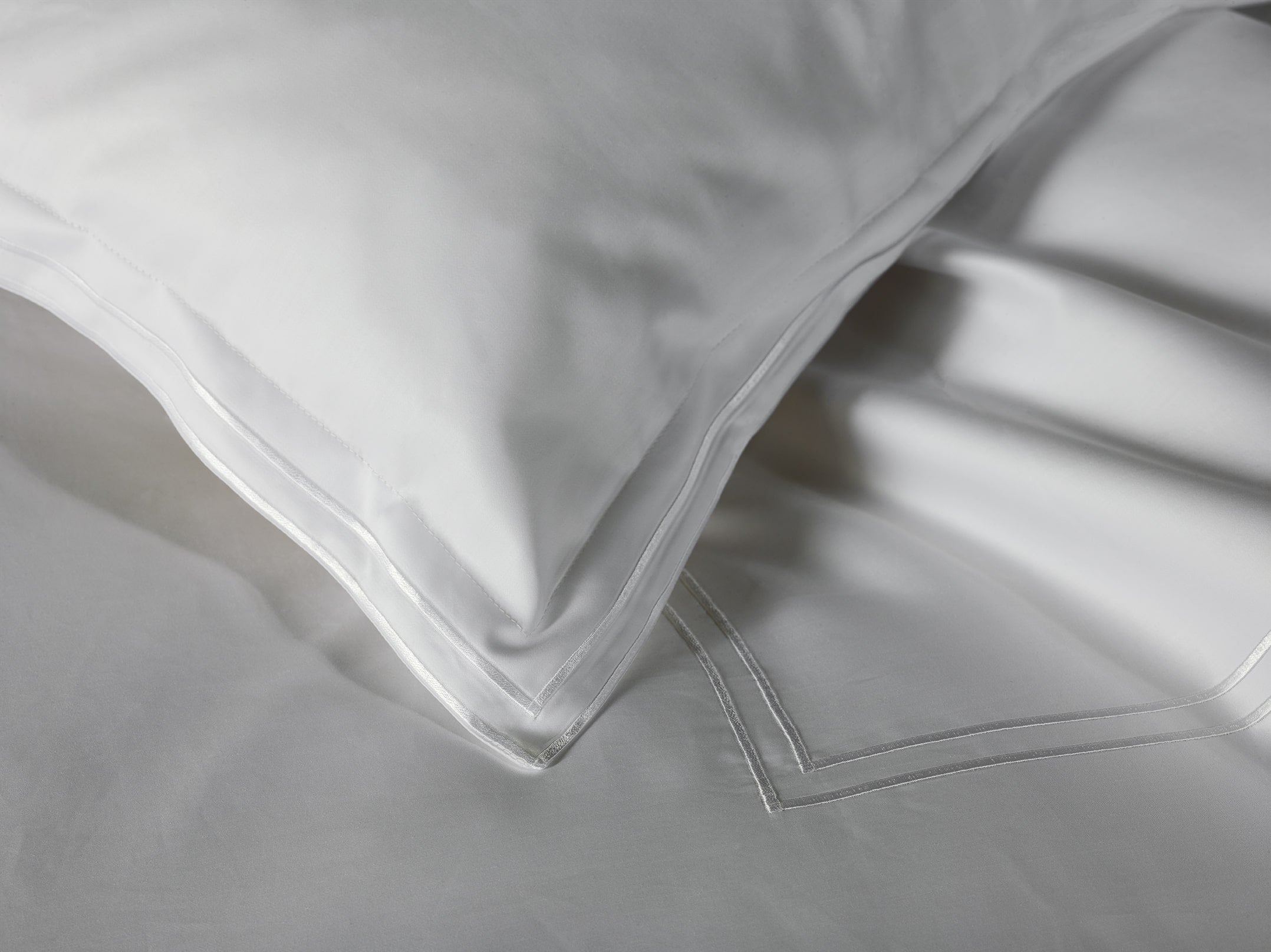 Sereno Square Pillowcase
